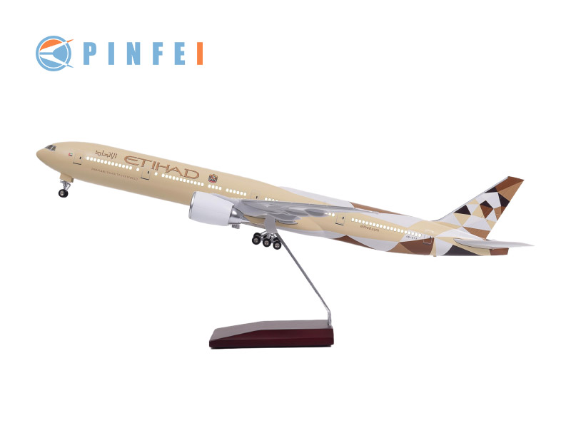 47cm Boeing 777-300ER Eithad